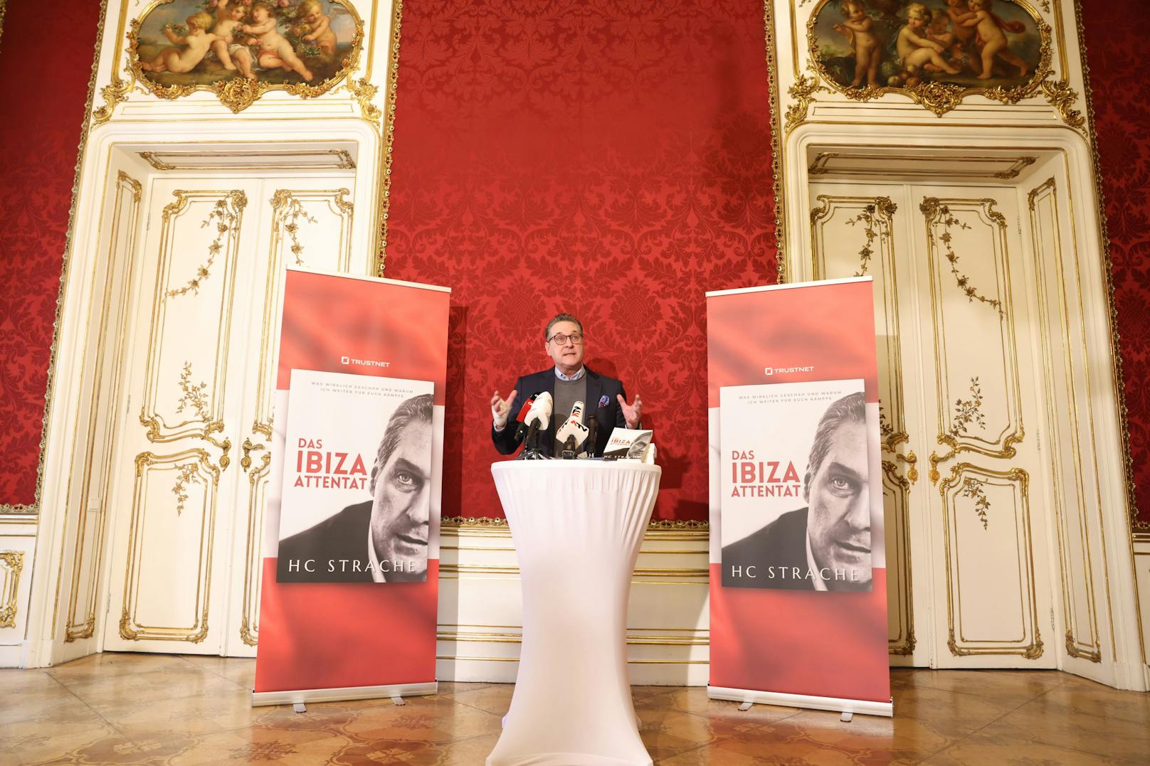 HC Strache bei der Buchpräsentation "Das Ibiza Attentat"