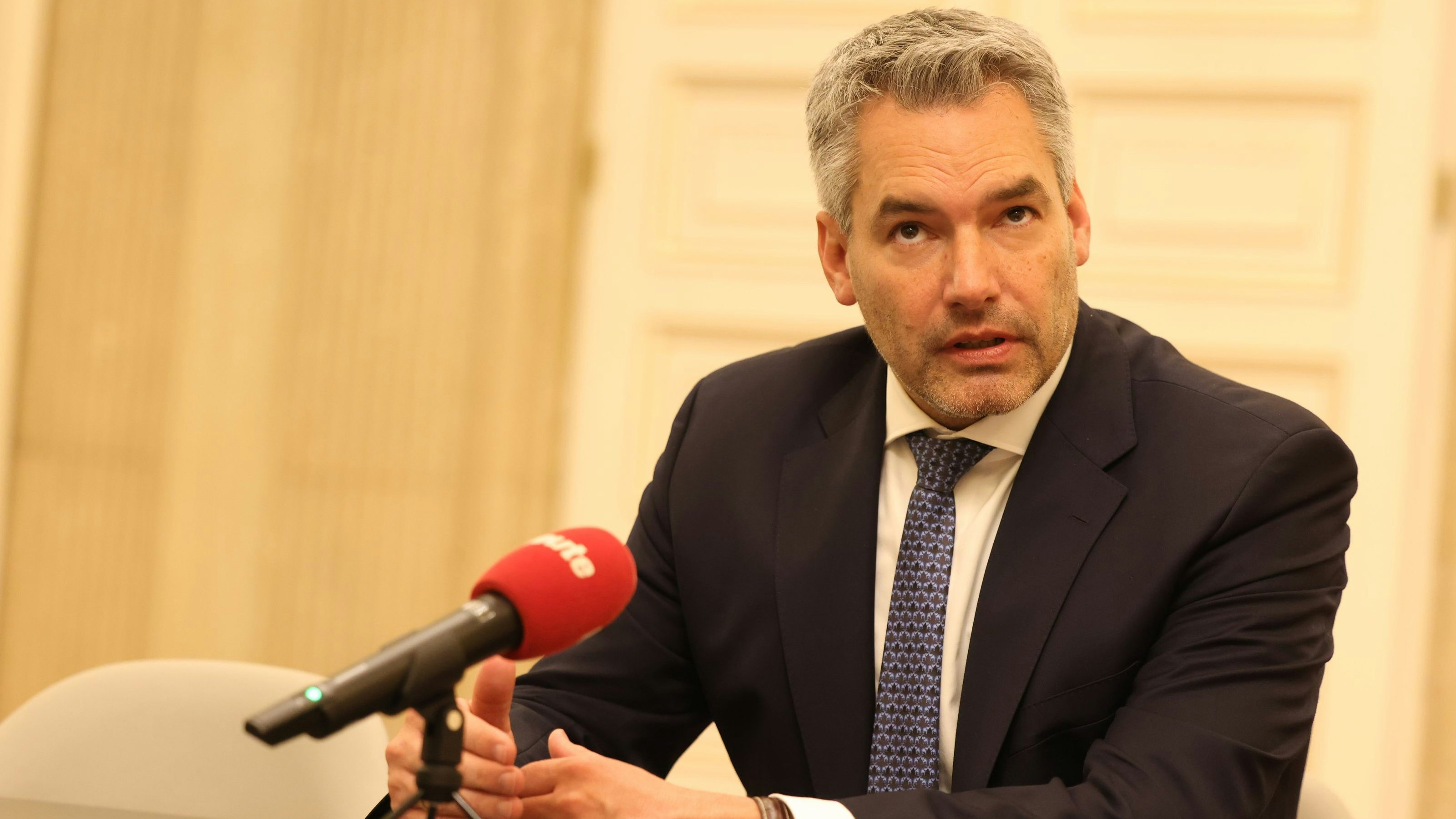 Bundeskanzler Karl Nehammer (VP) im "Heute"-Interview am 10.12.2021