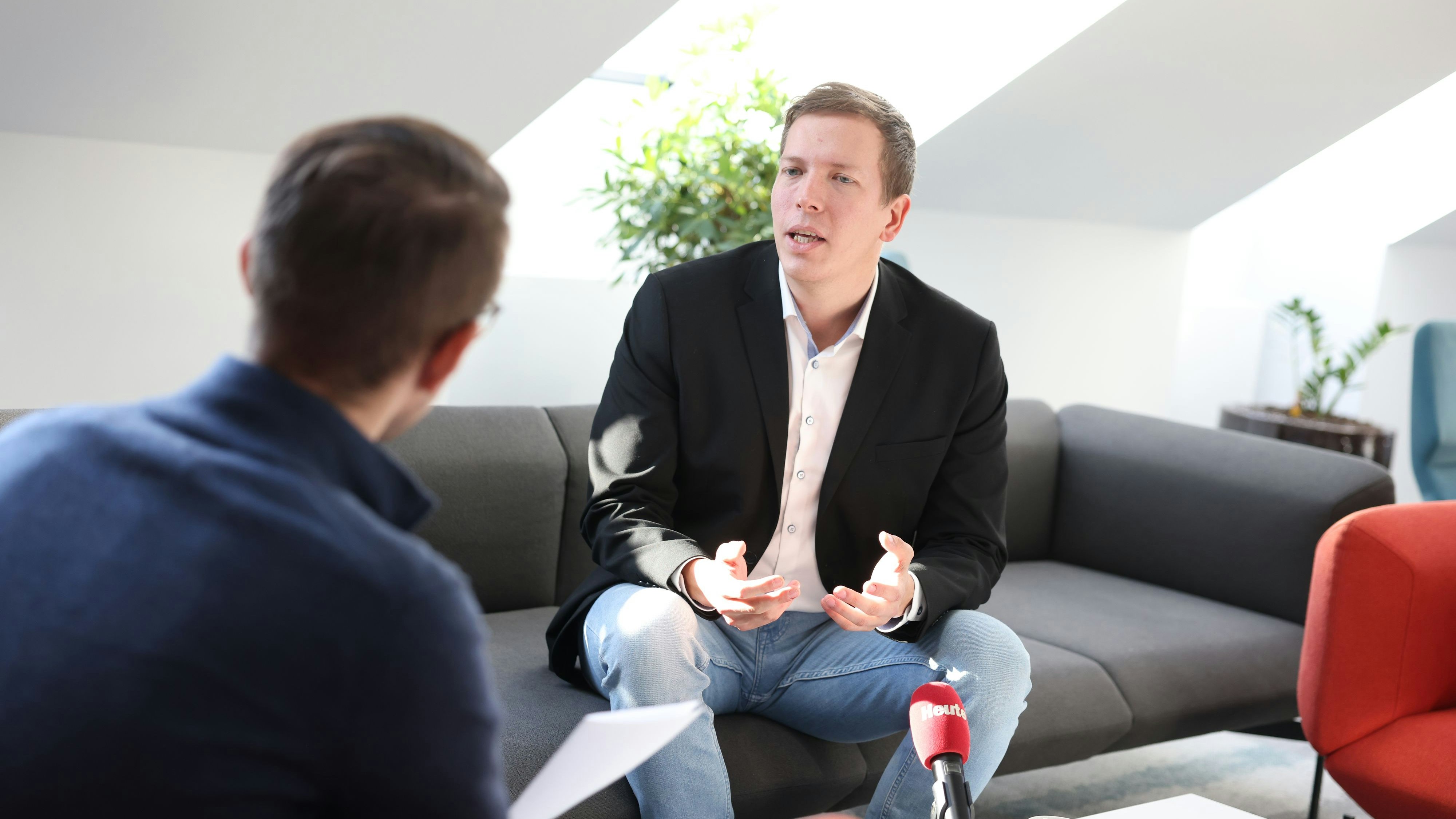 Gasselich im Gespräch mit Clemens Oistric ("Heute").