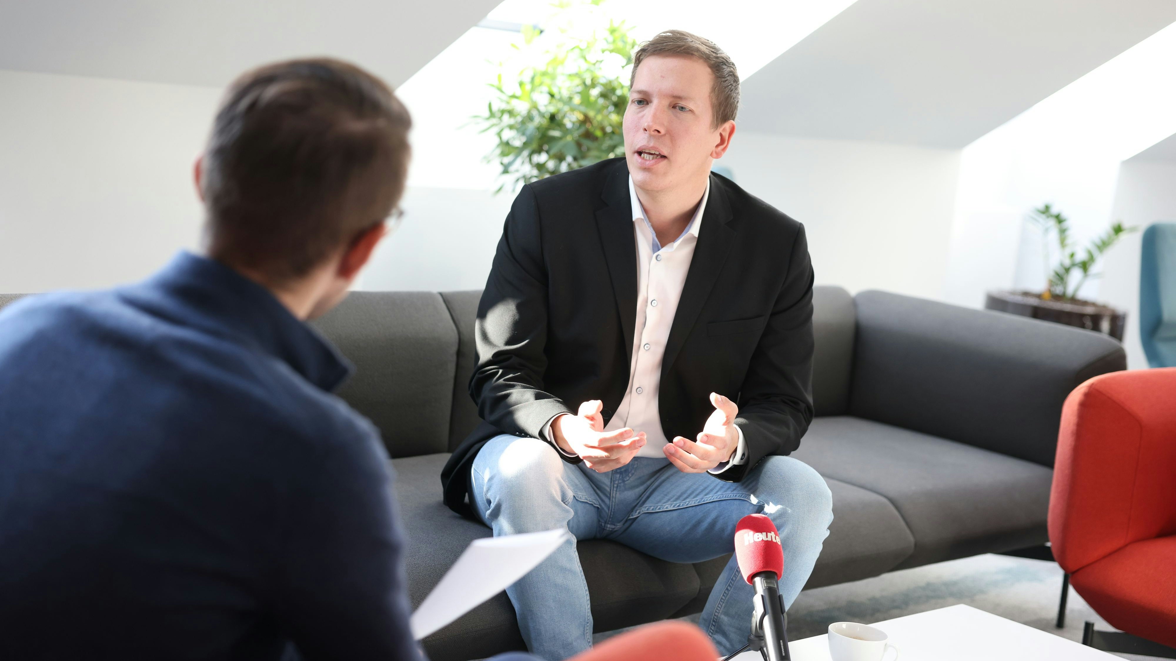 Gasselich im Gespräch mit Clemens Oistric ("Heute")