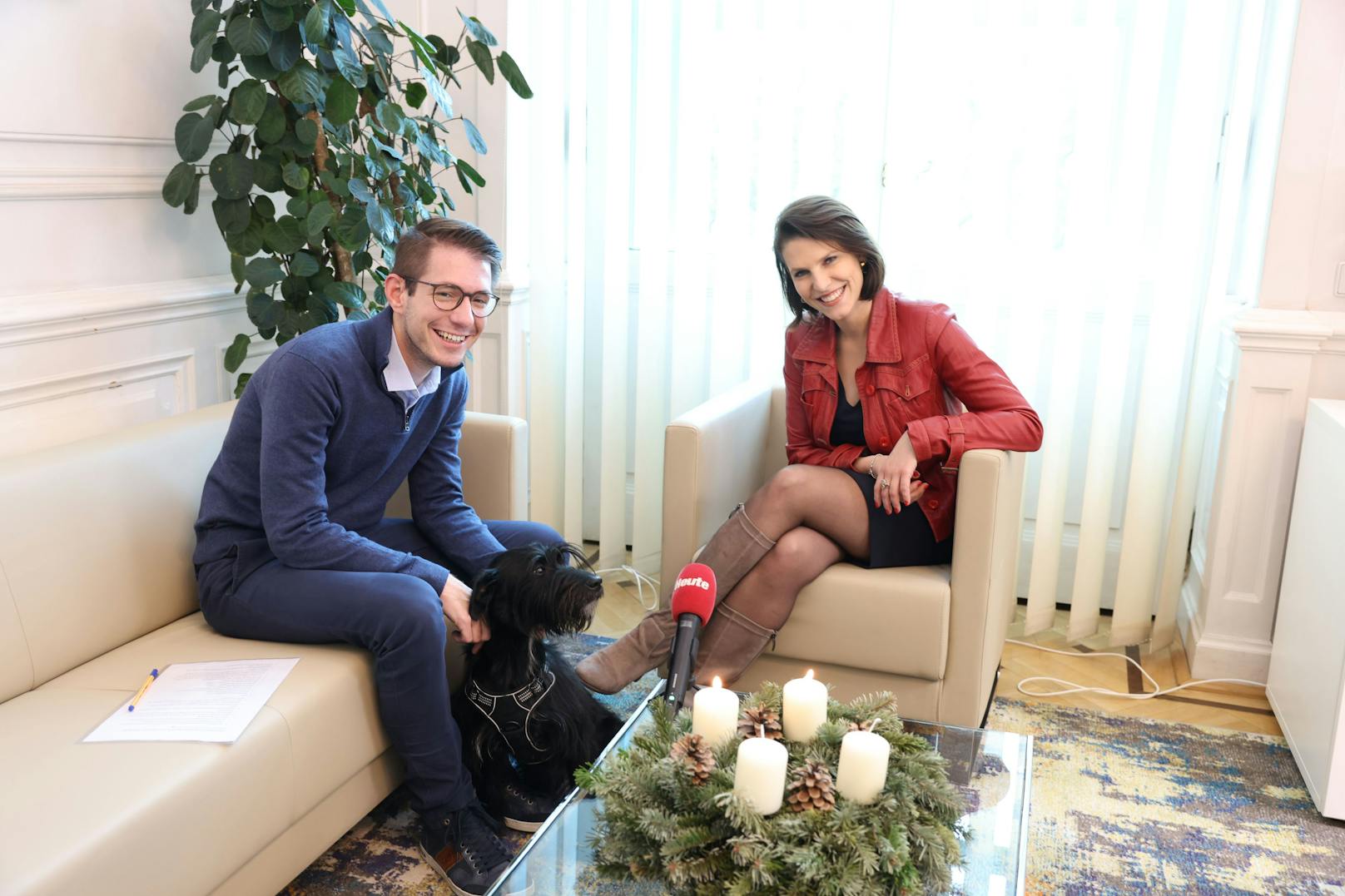 Beim "Heute"-Interview war auch Edtstadlers Hund "Struppi" dabei.