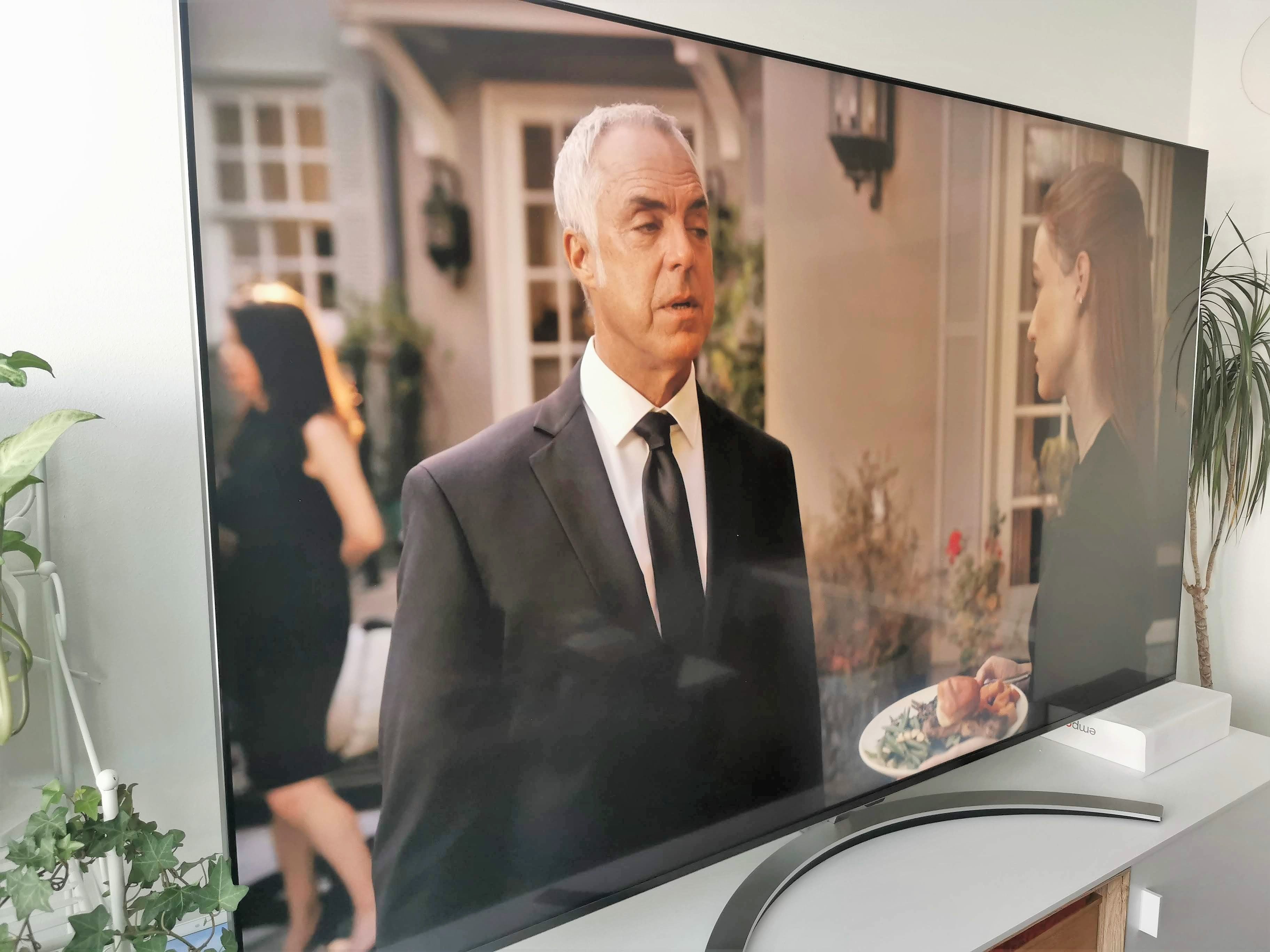 Tolle Blinkwinkelstabilität und tolle Schwarz-Leistung: Die Mini-LED-Technologie holt deutlich mehr aus LCD-TVs heraus.