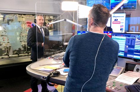 Bundeskanzler Karl Nehammer am Freitag im Ö3-Wecker.