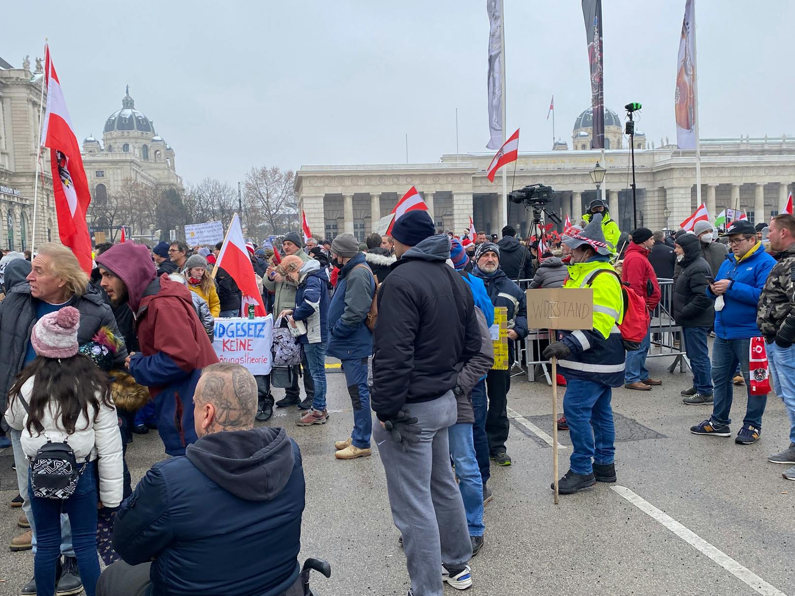 Impressionen von der Wiener Demonstration gegen die Corona-Maßnahmen der Regierung