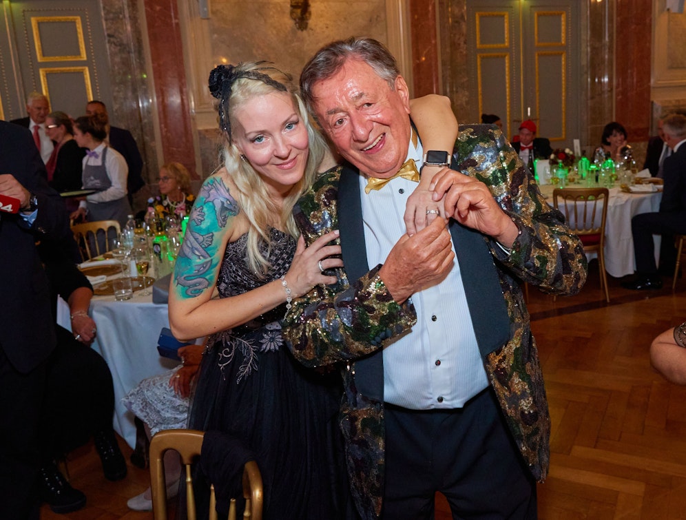 Da war die Welt noch in Ordnung: Im Oktober verlobten sich Richard Lugner und Simone, nun folgt die Trennung&nbsp;