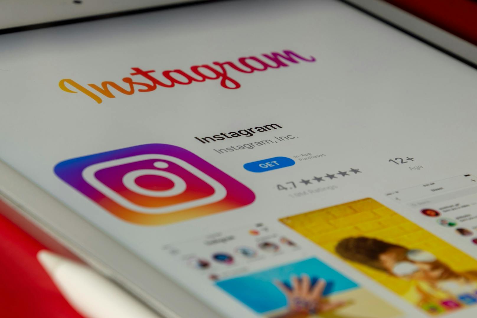 Wegen eines technischen Fehlers wurden zahlreiche Konten von Instagram-Nutzerinnen und -Nutzern gesperrt.