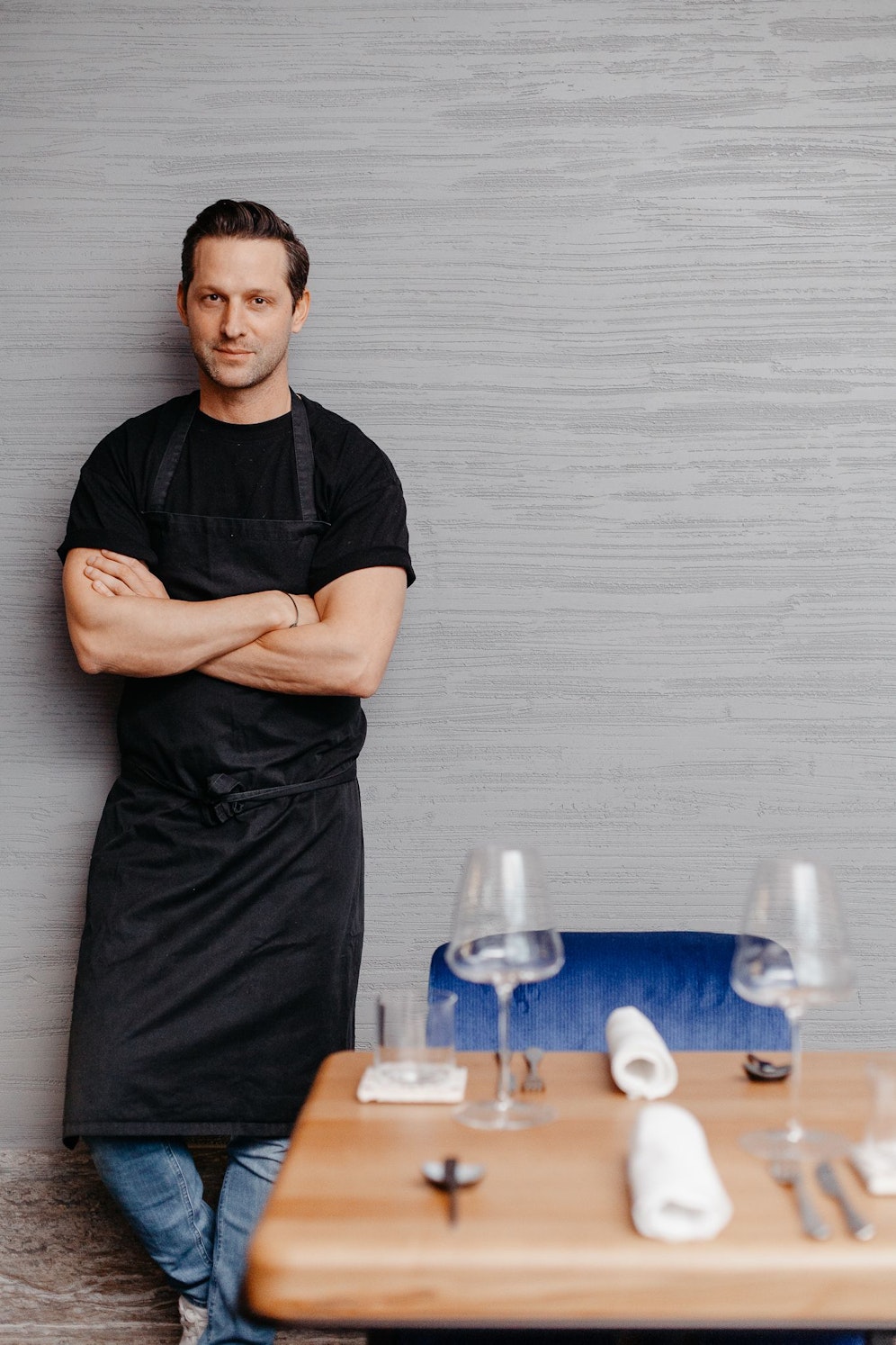 Alexander Kumptner lädt in sein 