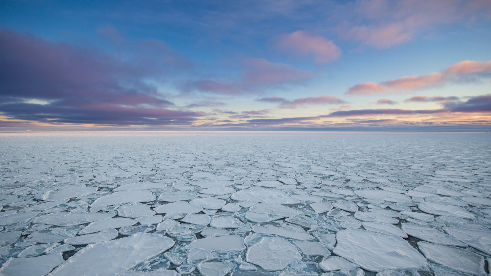 Das ewige Eis schmilzt dramatisch dahin. 2020 war eines der drei wärmsten Jahre, verglichen mit dem Durchschnitt von 1850 bis 1900.