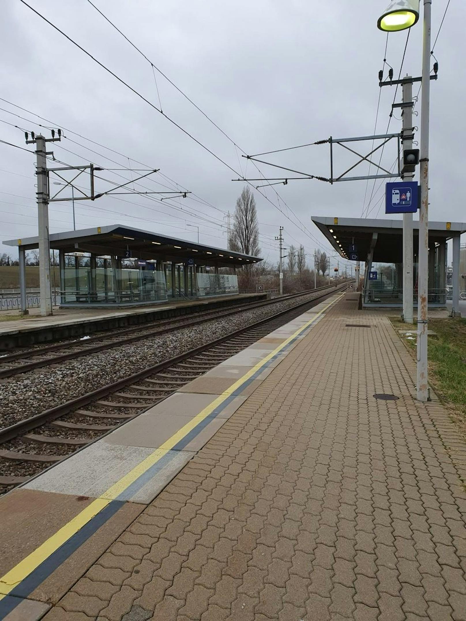 Bahnhof Mannswörth