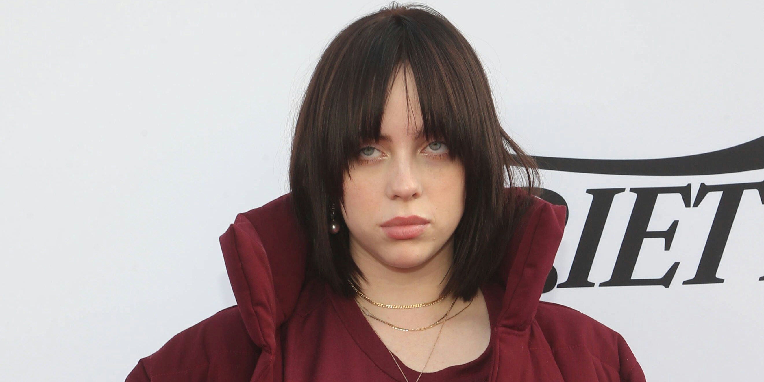 Billie Eilish spricht über ihre Corona-Infektion.