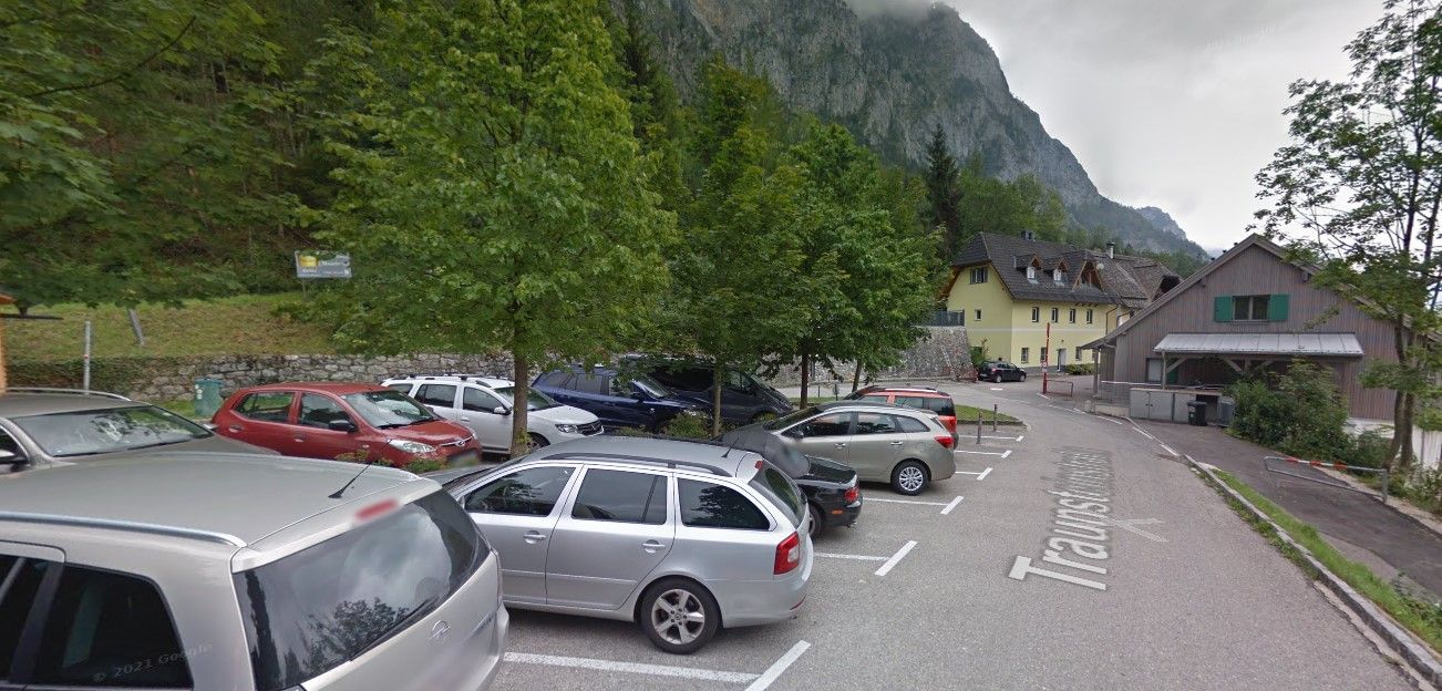 Am Ende der Traunsteinstraße gibt es einen Parkplatz für Wanderer, der jetzt 25 Euro am tag kosten soll.