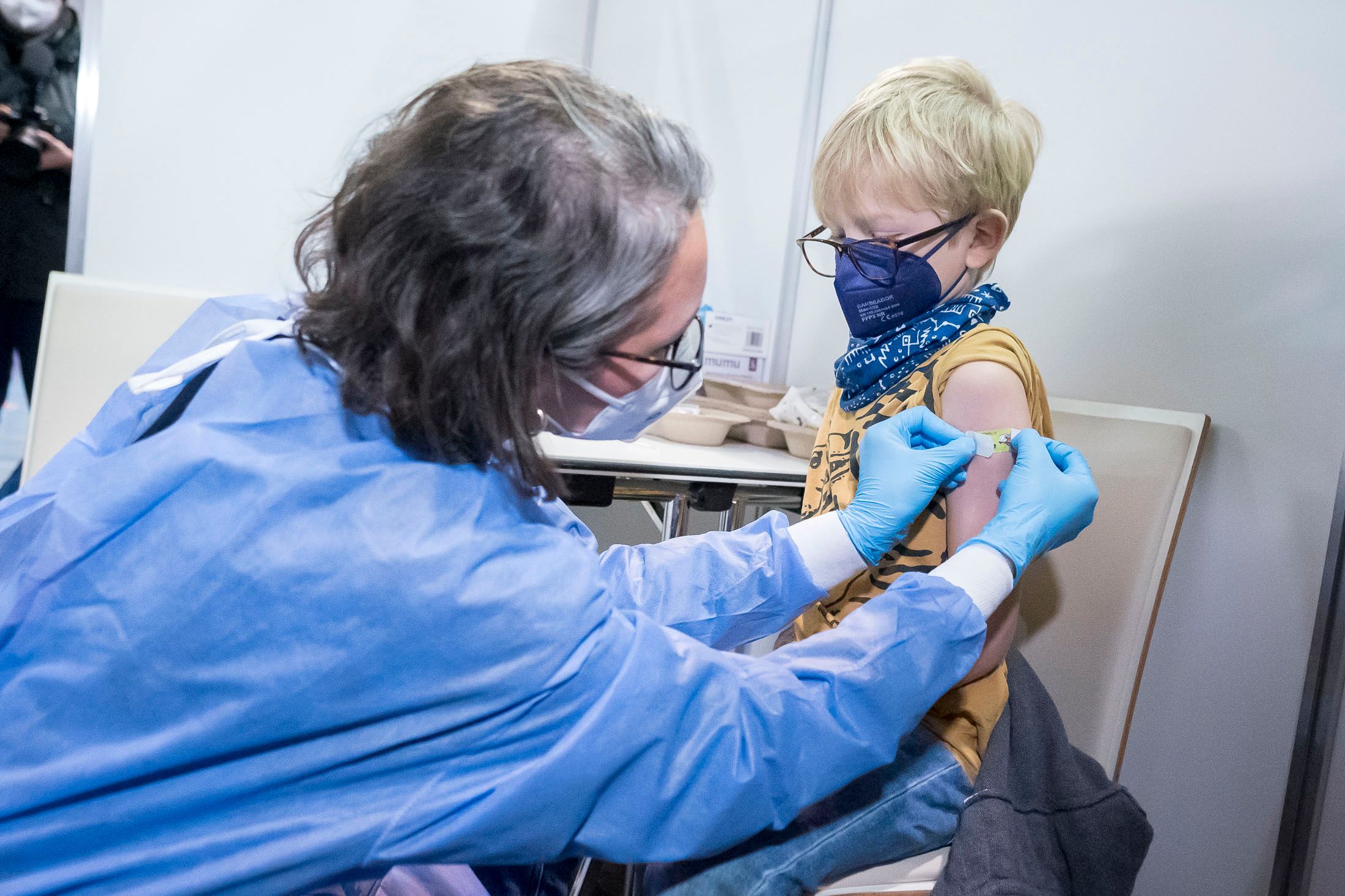 Wie gut schützt der  Stich vor Omikron? 