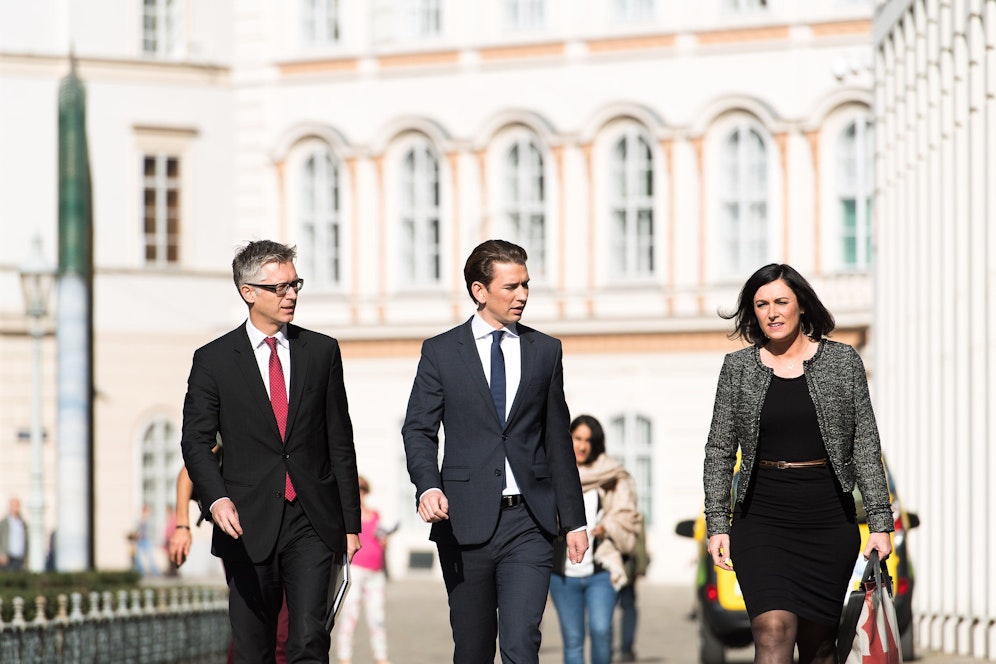 Neue Wege zu beschreiten, heißt es nicht nur für Sebastian Kurz, sondern auch für Christian Ebner (links) - er wird neuer Botschafter in Belgrad.&nbsp;