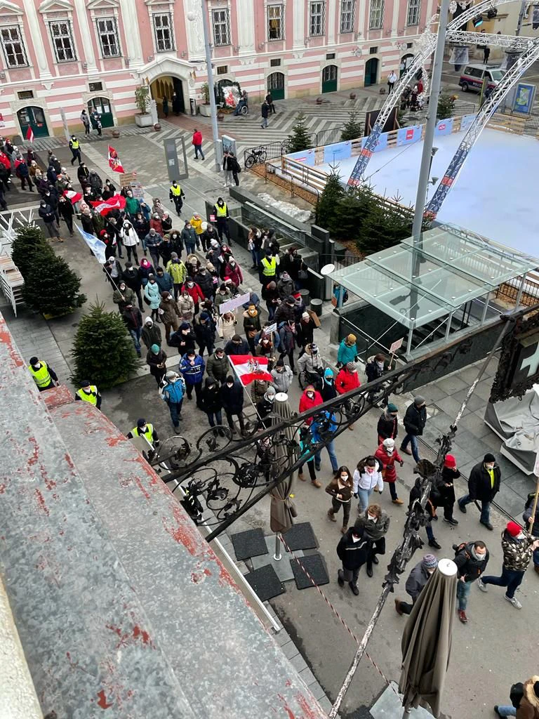 Demo am Rathausplatz in St. Pölten