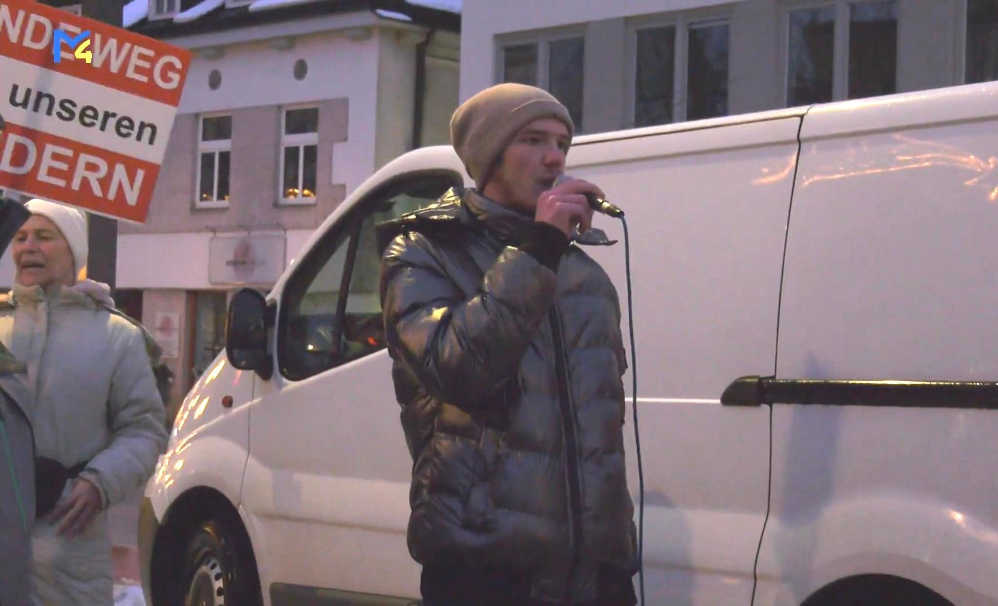 Lukas Würrer initiierte zahlreiche Anti-Corona Demos.