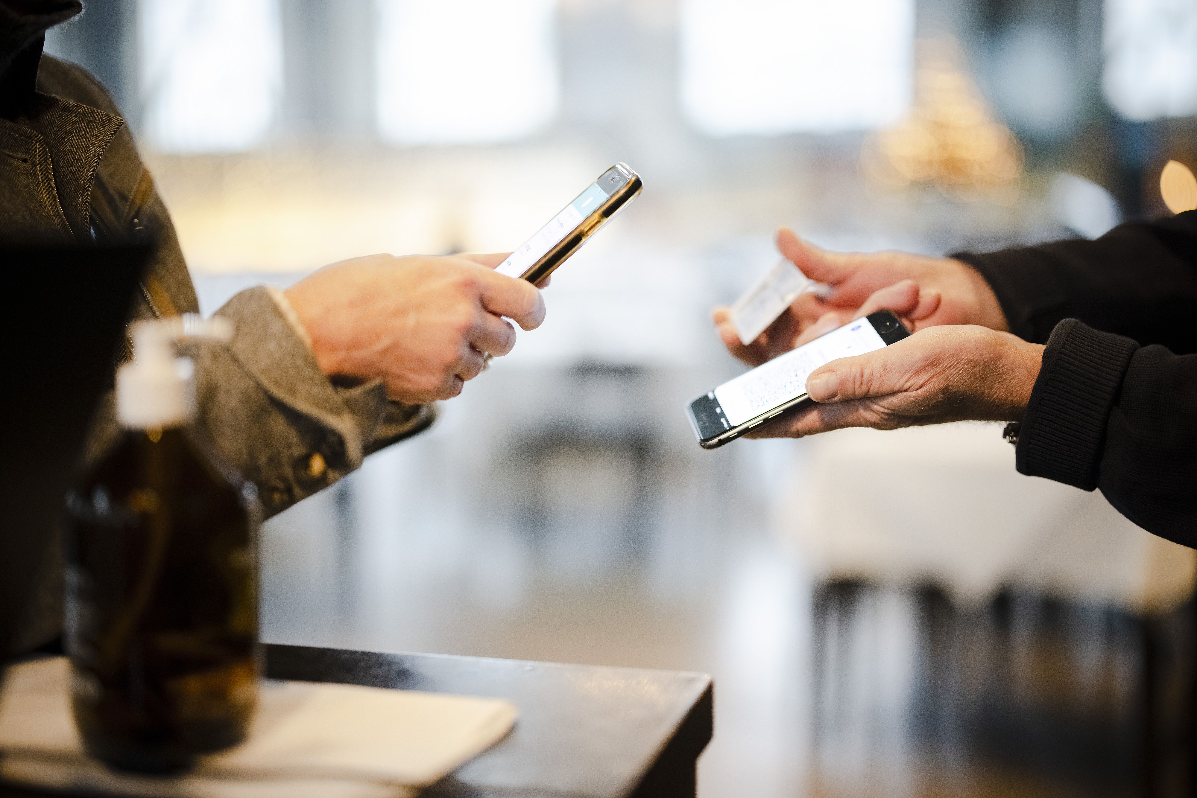 Wegen der&nbsp;Virus-Mutationen ist eine&nbsp;Einmal-Impfung mit Johnson&Johnson nicht mehr ausreichend.