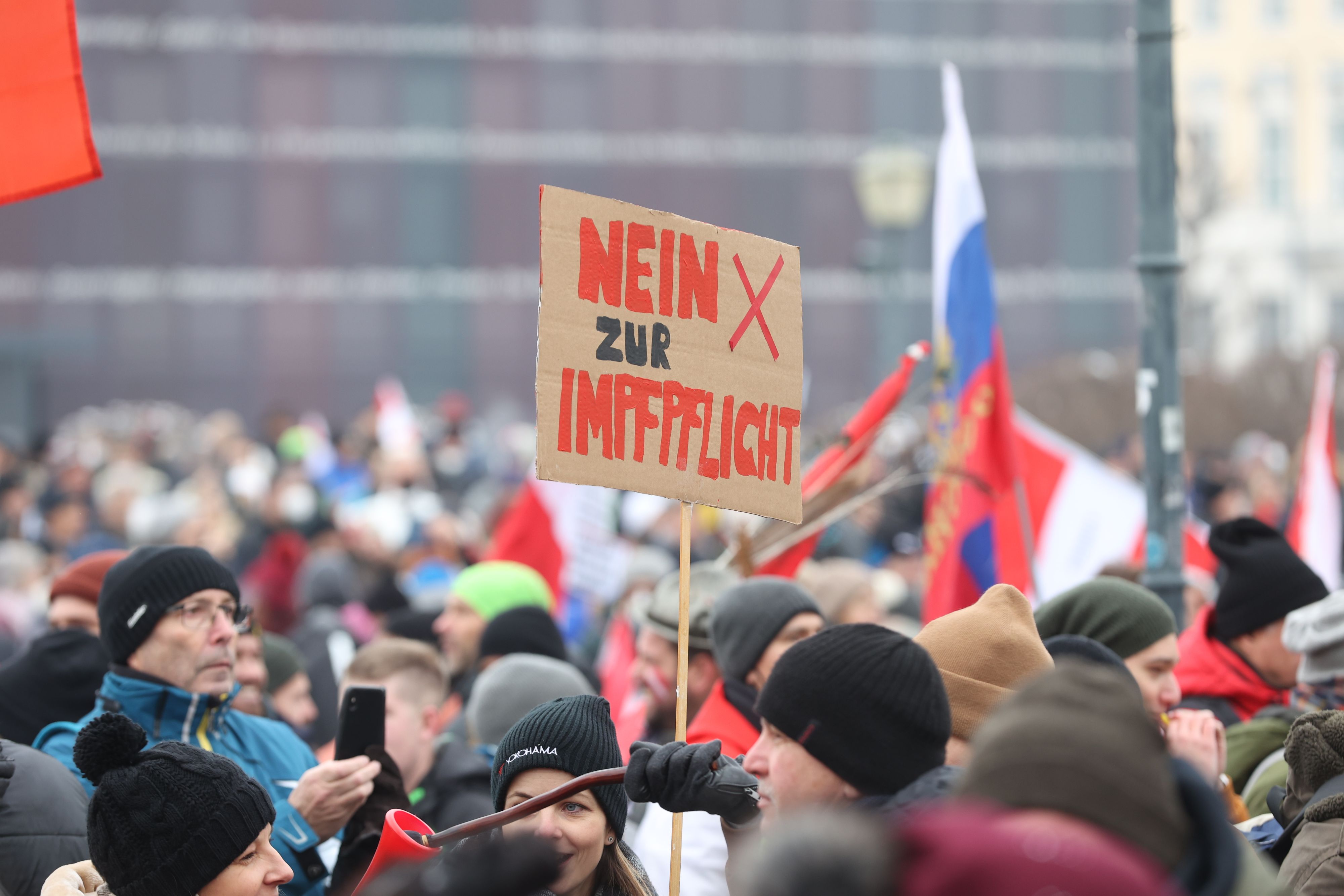 Bereits am vergangenen Wochenende gingen über 40.000 Menschen in Wien gegen Lockdown, Impfpflicht & Co. auf die Straße.