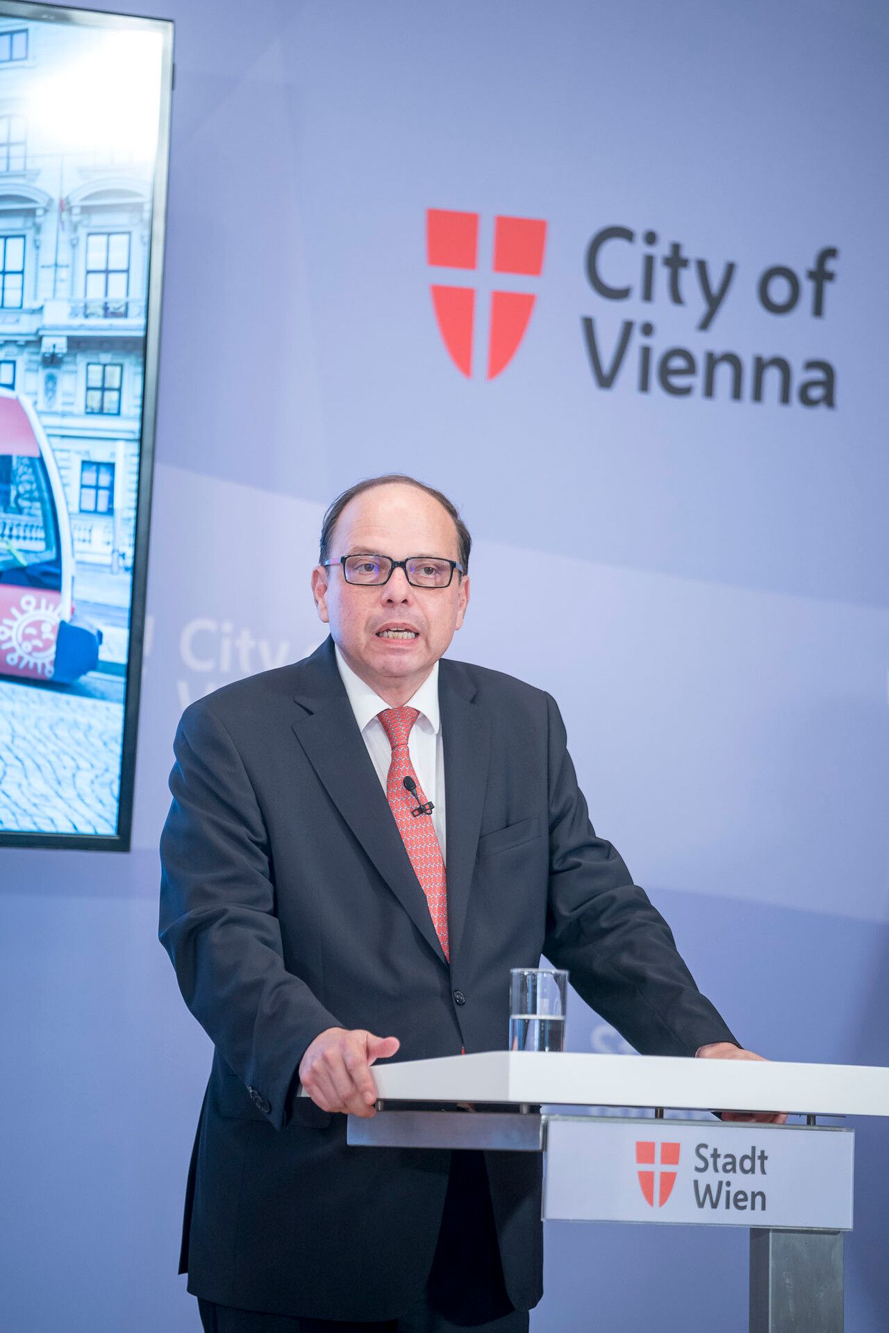 Ärztekammer-Chef Szekeres kritisiert die Impfkritiker 