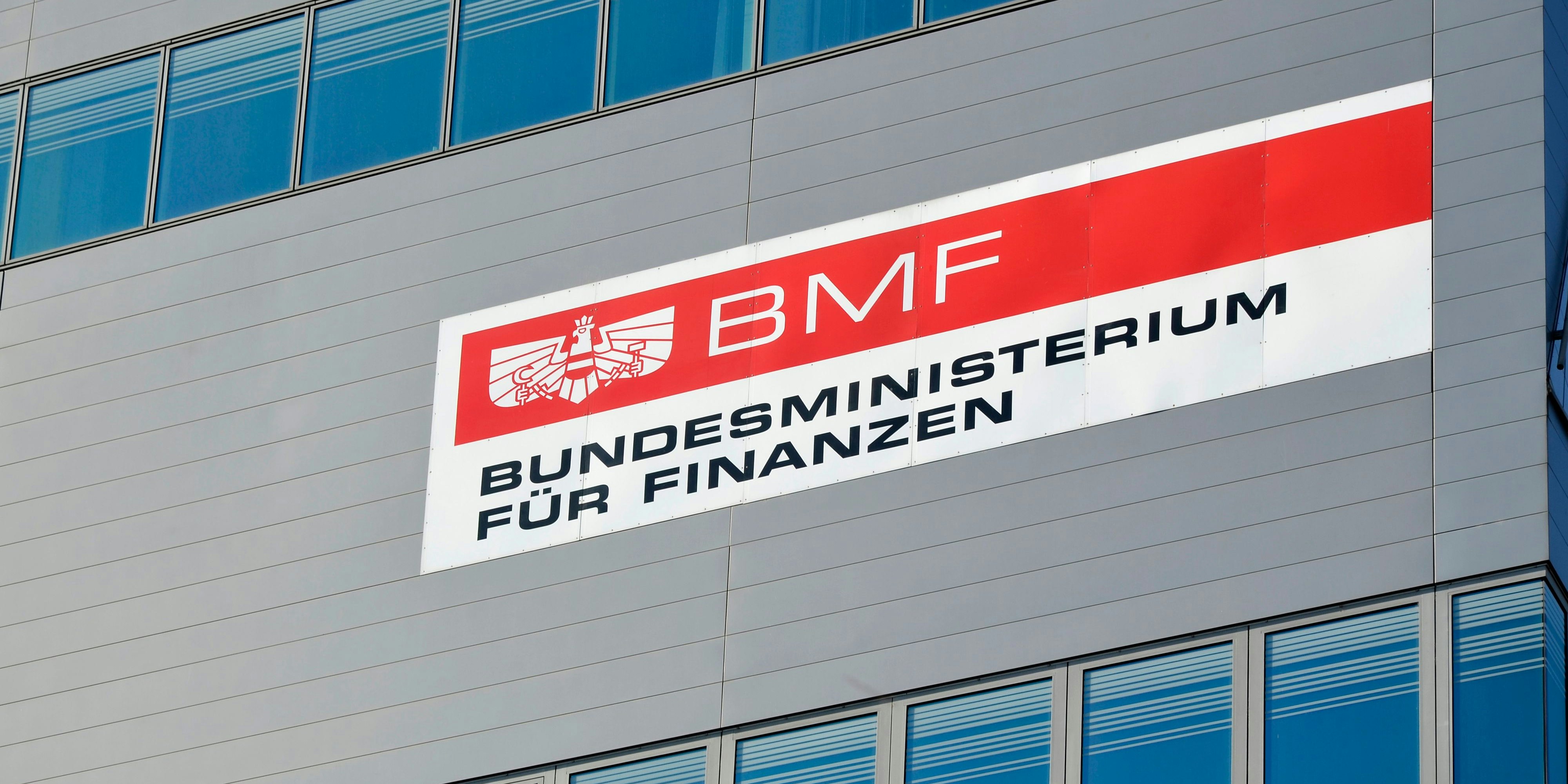 Die Finanzämter sollen entlastet, der Anspruch auf Familienbeihilfe entbürokratisiert werden.