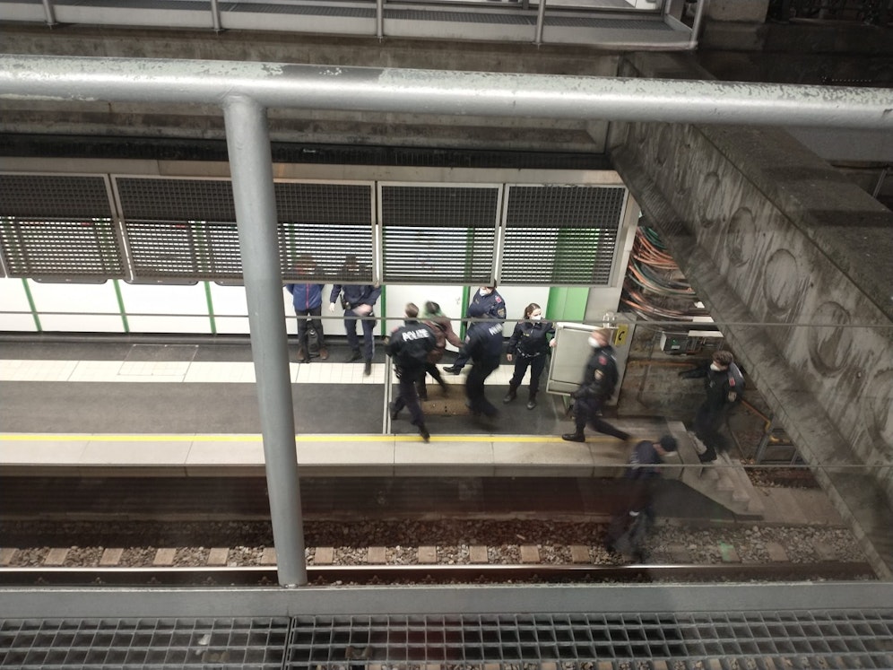 Polizeieinsatz bei Kettenbrückengasse