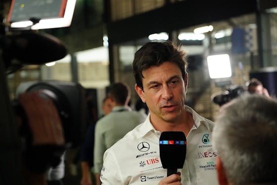 Mercedes-Boss Toto Wolff ist nach der Formel-1-Entscheidung weiterhin frustriert. 