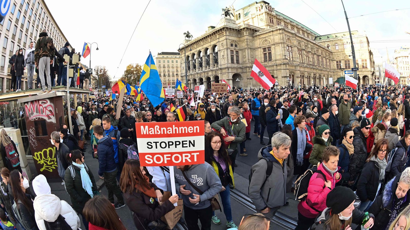 Demo gegen die Corona-Maßnahmen in Wien. Auch für dieses Wochenende sind wieder welche angesagt.