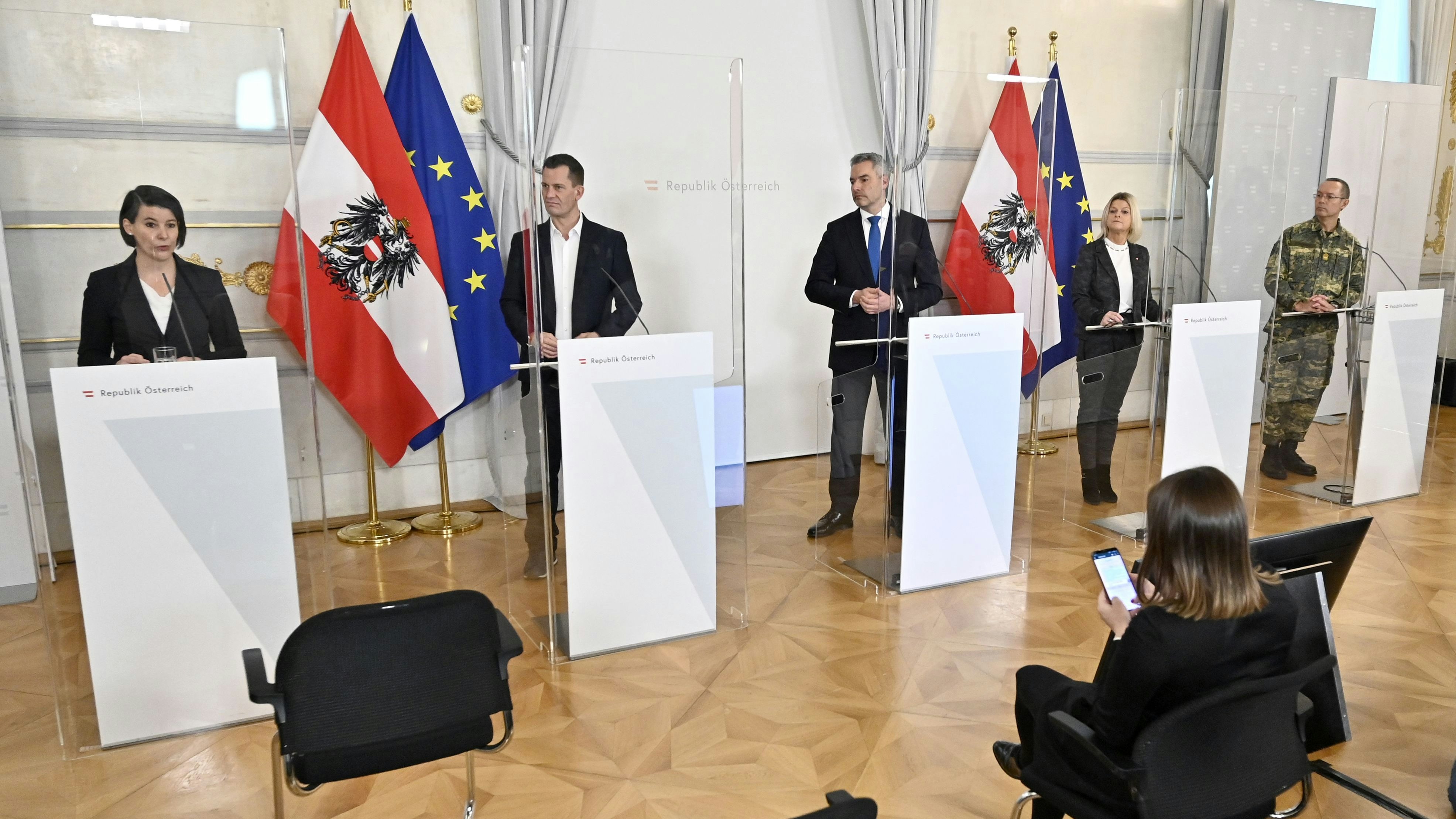 Die Regierung hat die neue "gesamtstaatliche Covid-Krisenkoordination (GECKO)" vorgestellt.