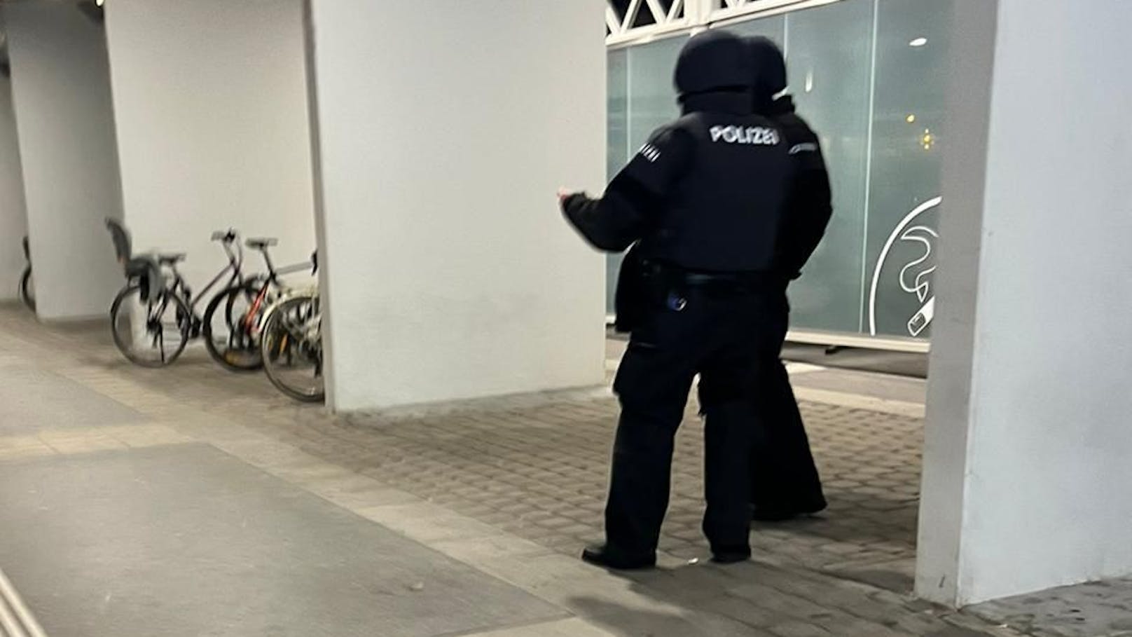 Bombendrohung beim Wiener SMZ Ost