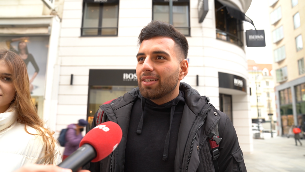 Student Matthias (21) kennt den Uni-Alltag kaum.