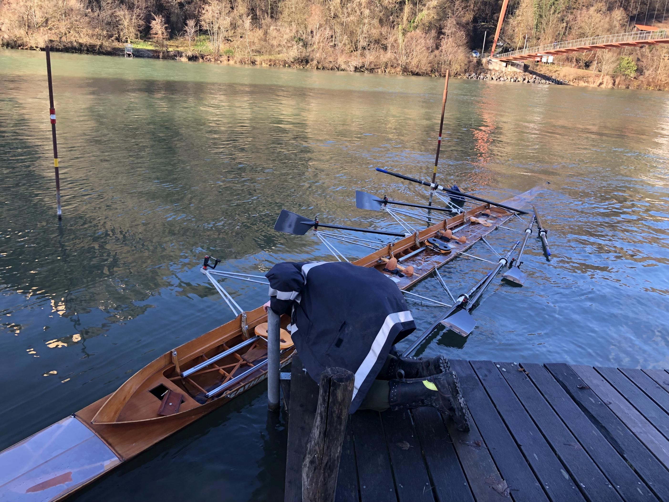 Mit diesem Ruderboot sind die vier Männer gekentert.