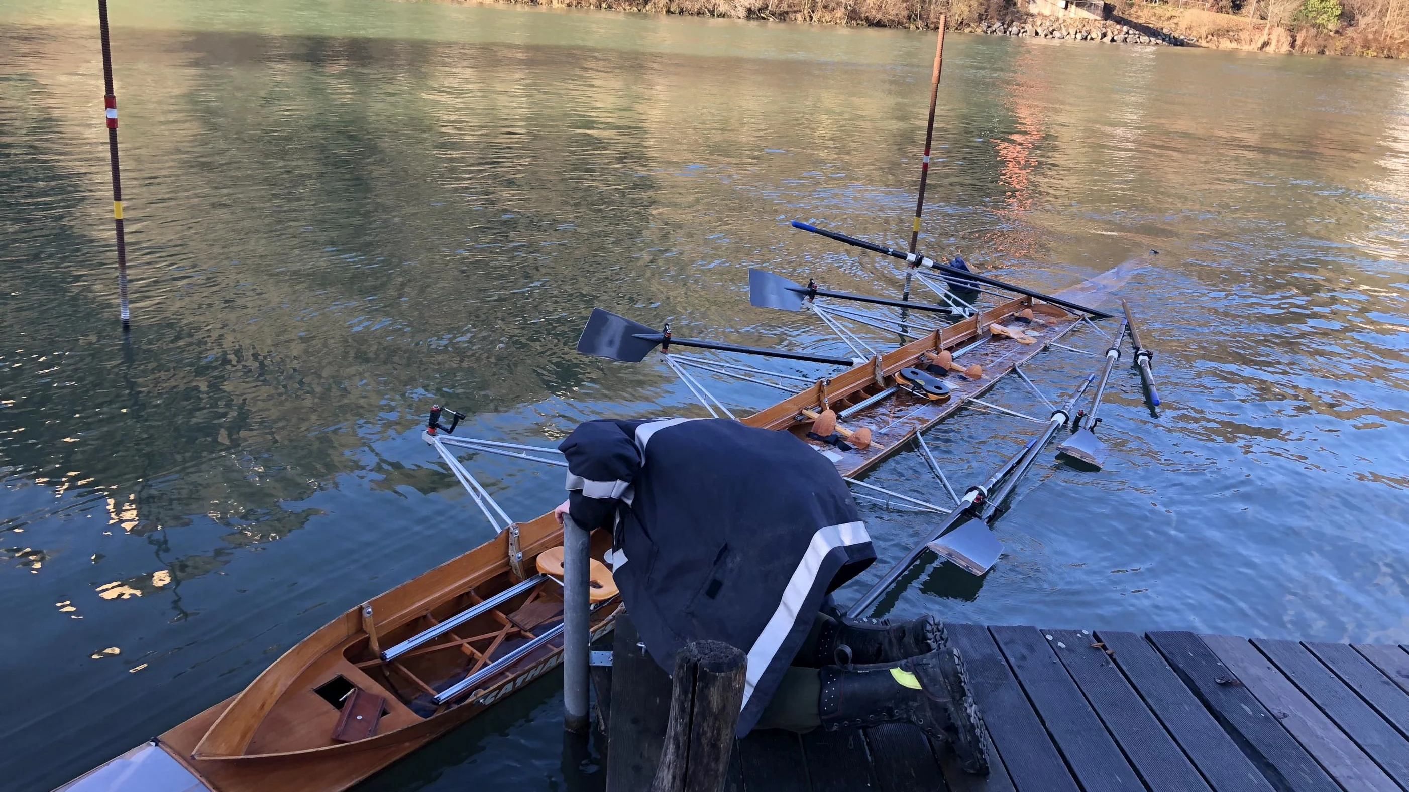 Mit diesem Ruderboot sind die vier Männer gekentert.