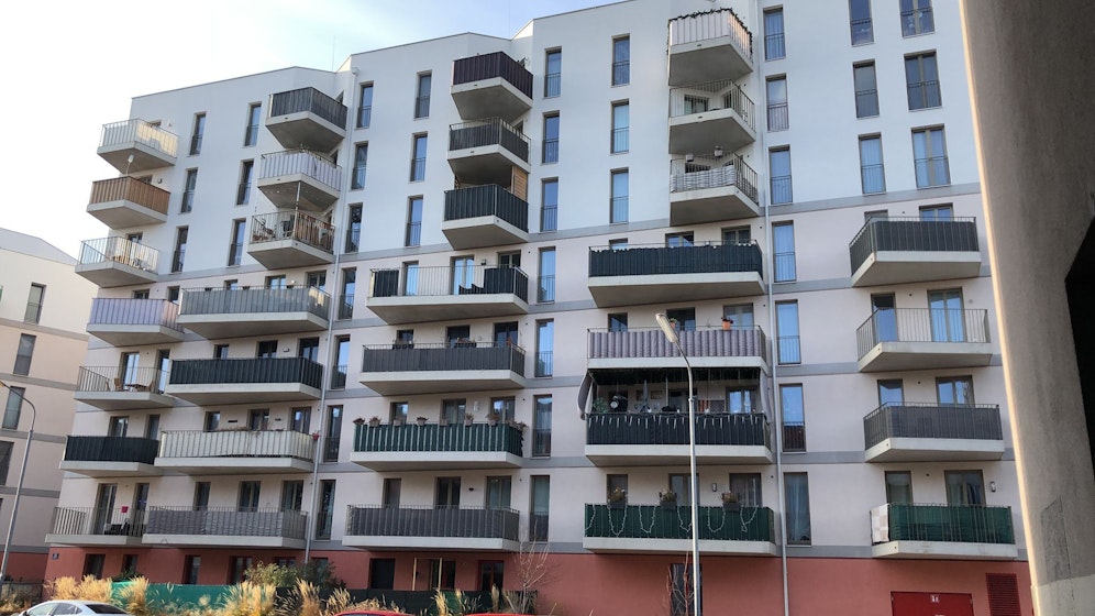 In diesem Wohnhaus in der Wiener Donaustadt geschah die Bluttat.