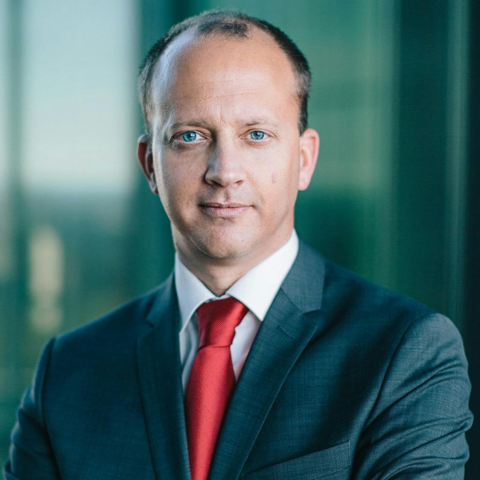 Martin Benesch wird zum Metallic Cloud Sales Manager berufen.