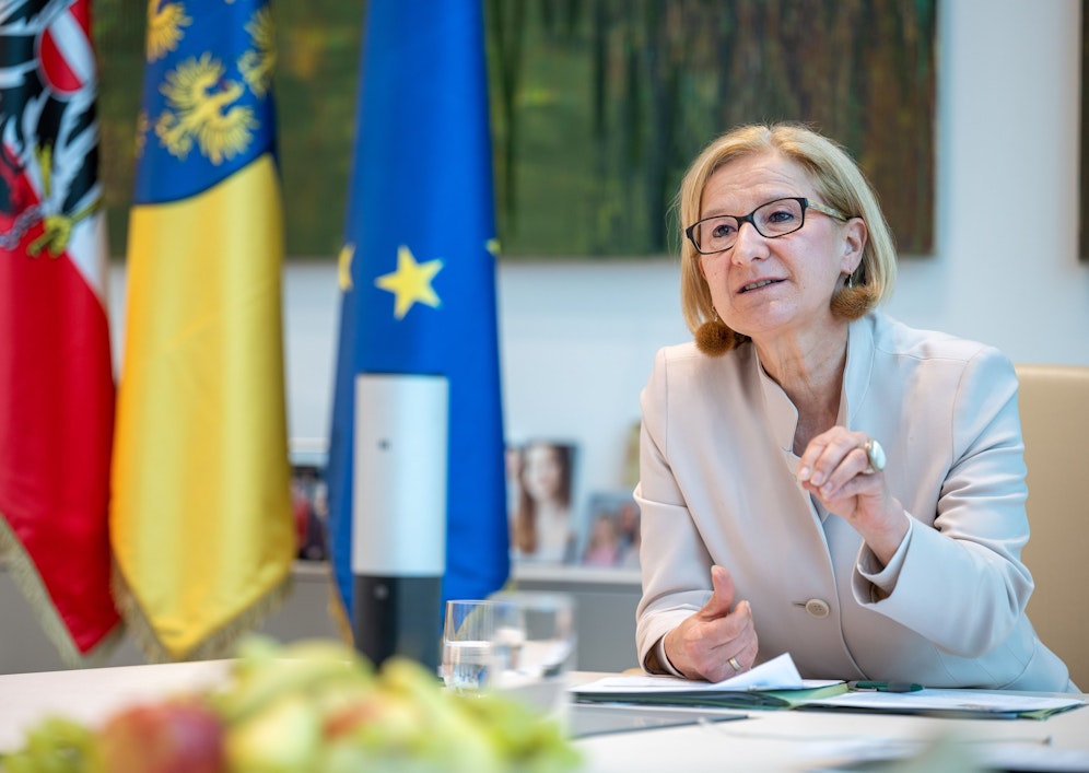 Die Landeshauptfrau von NÖ spricht nun Klartext.