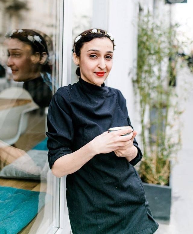 Farangis Nomadee betreibt das Lokal "Soul Kitchen" in Wien-Landstraße. Die Wirtin rechnet nach zwei Jahren Pandemie mit der Regierung ab. 