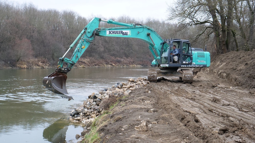 Uferrückbau an der March hat begonnen.