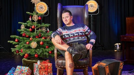 Andreas Gabalier ist schnittig unterwegs – gefeiert wird bei Mama.