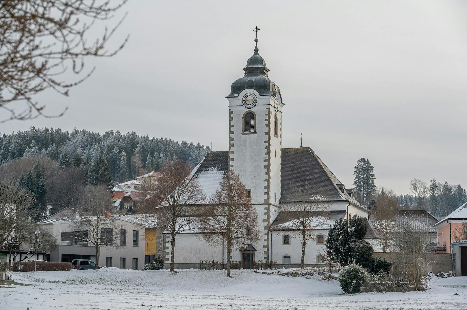 In der Mühlviertler Gemeinde Vorderweißenbach kam es am Tag vor Weihnachten zu einer unfassbaren Tragödie.