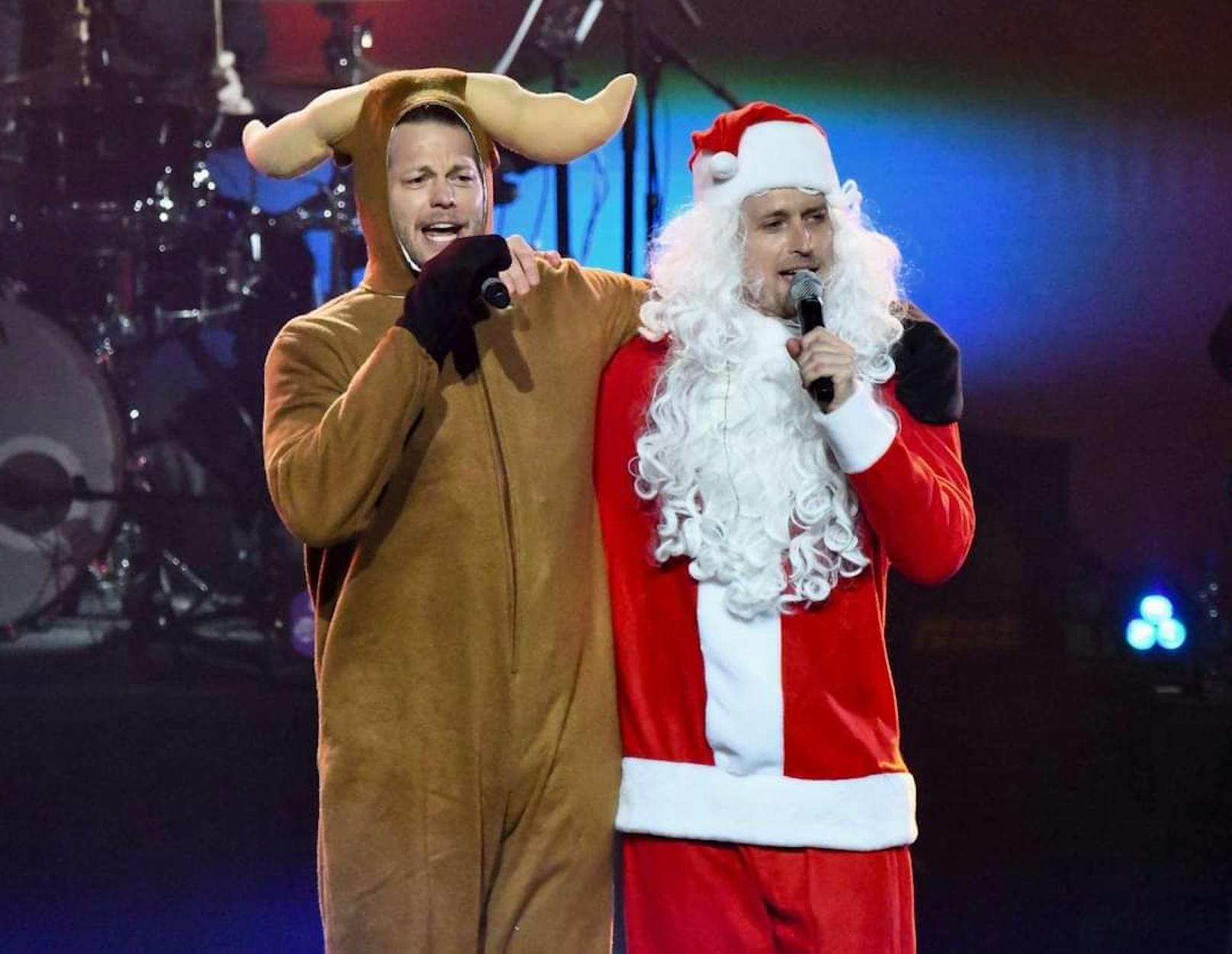 Lukas Perman und Markus Seibert singen sich durch die Weihnachtszeit. 