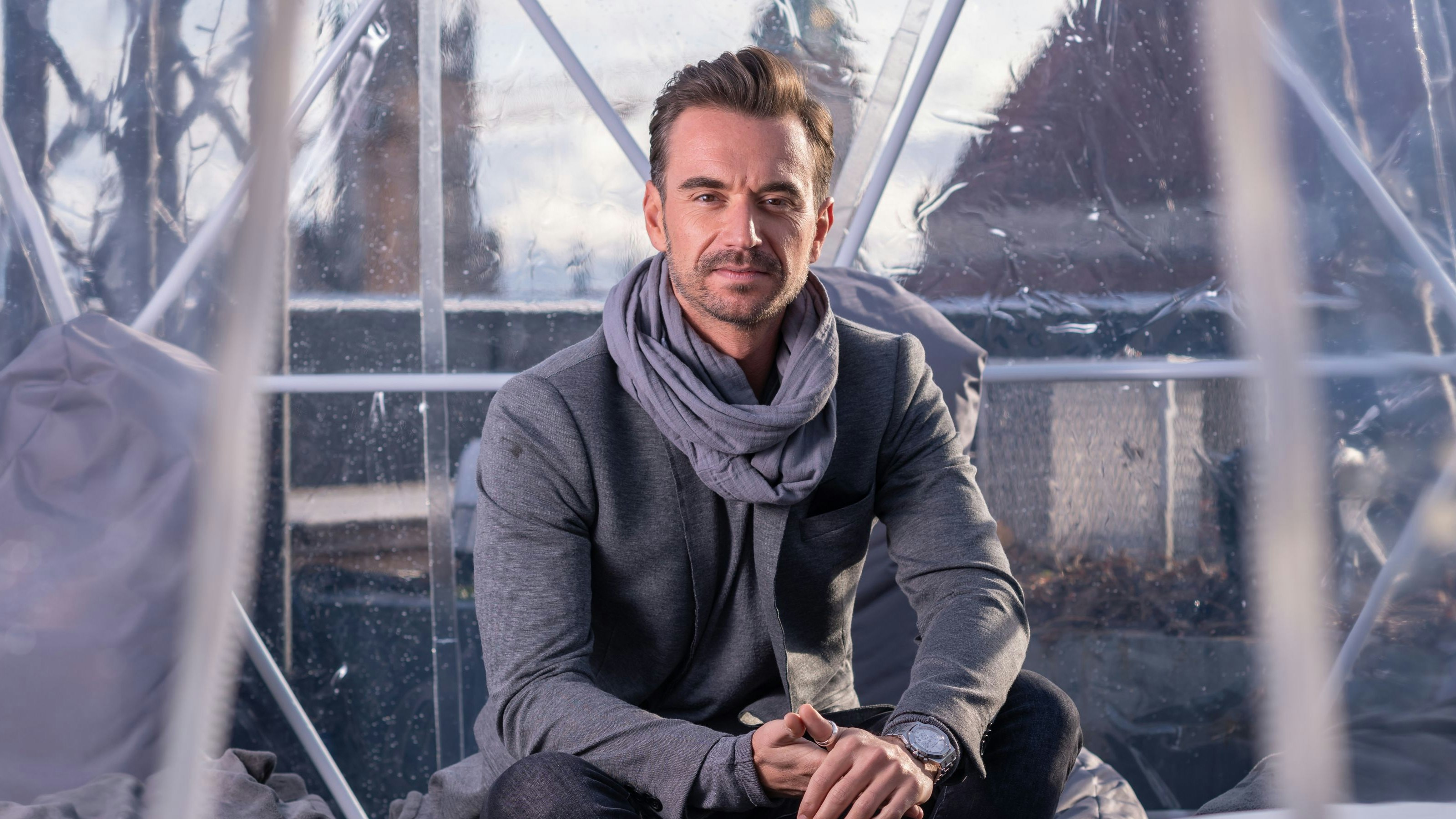 Download von www.picturedesk.com am 23.12.2021 (22:03).  13 December 2019, Bavaria, Munich: Florian Silbereisen, presenter, singer and actor, photographed at the Hotel Bayerischer Hof. (about dpa interview and preliminary report "This is your captain, Florian Silbereisen speaking") Photo: Peter Kneffel/dpa - 20191213_PD16059 - Rechteinfo: Rights Managed (RM)