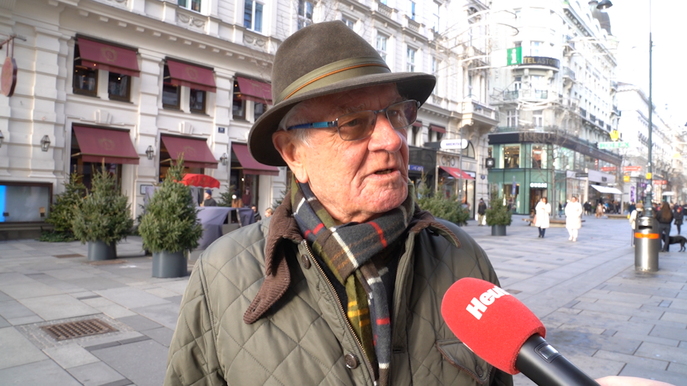 ZiB-Legende Klaus Edlinger erzählt, wie der Heilige Abend bei ihm in der Südsteiermark abläuft.