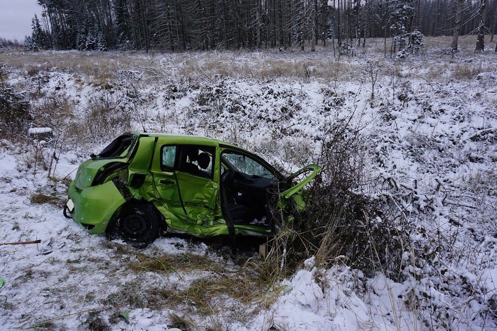 Familientragödie: Ein Mann und eine Frau starben bei dem Unfall.