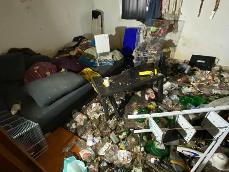 Urin, Kot und ganz viel Mist: In der 30 Quadratmeter "großen" Wohnung in Wien-Brigittenau tummelten sich über 100 Ratten.