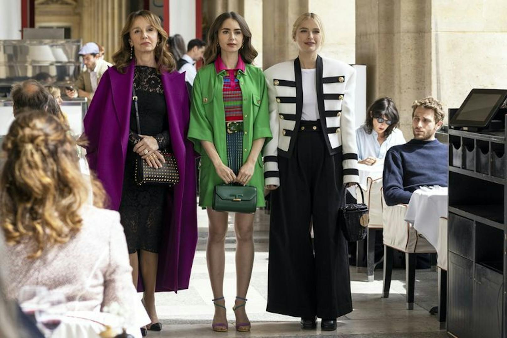 Neue Staffel "Emily in Paris": Mode-Flops oder -Tops?