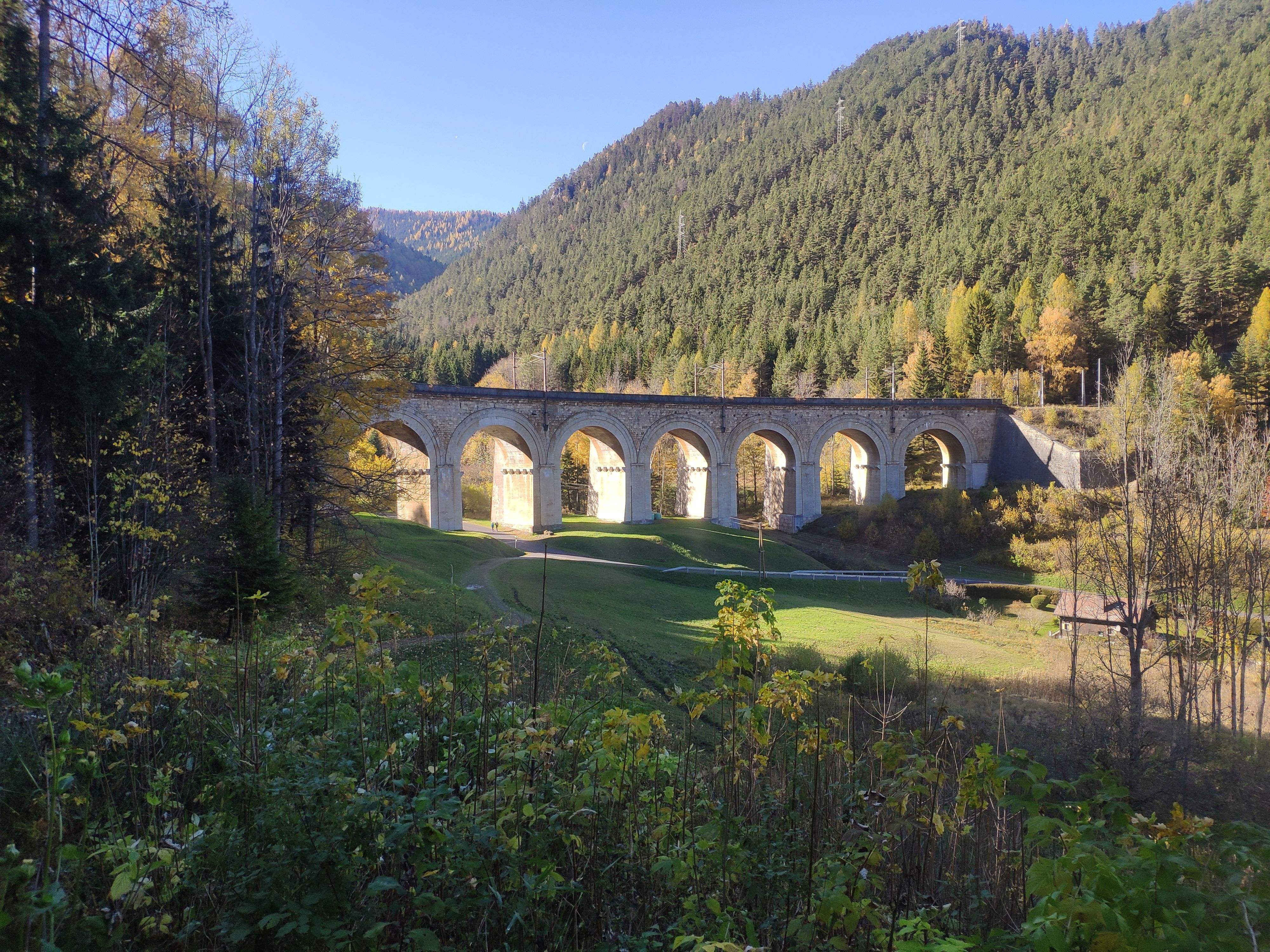 Eines der Bahnviadukte am Semmering.