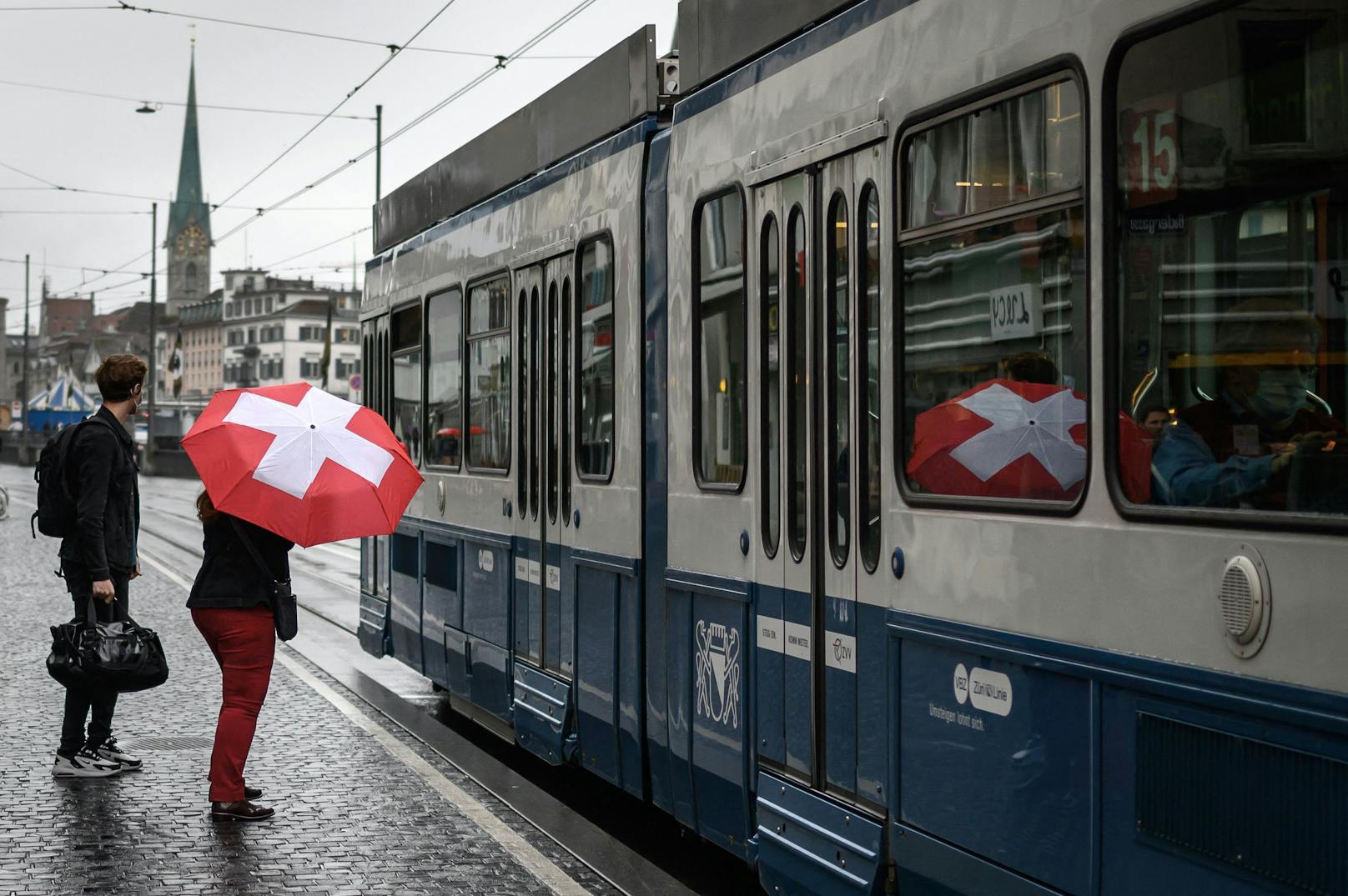 Auch in der Schweiz ist nun Omikron dominant.