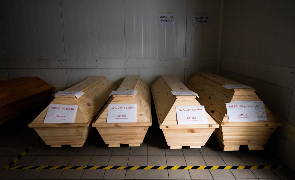 Die Pandemie hat in den letzten zwei Jahren zahlreiche Todesopfer gefordert. 