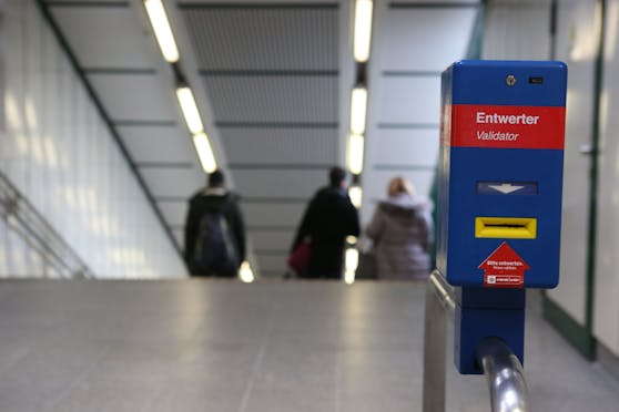Wer aus der Ukraine flüchten musste, darf in Wien die öffentlichen Verkehrsmittel bis 15 März ohne Ticket nutzen.