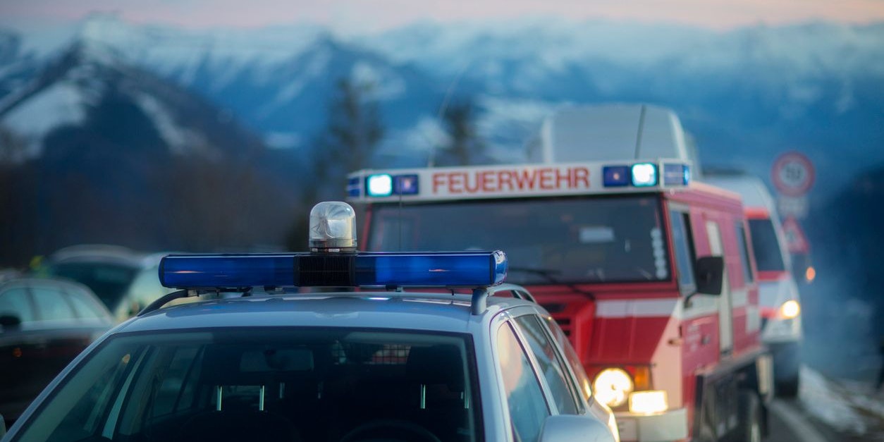 Für zwei der Unfallopfer kam jede Hilfe zu spät (Symbolbild)