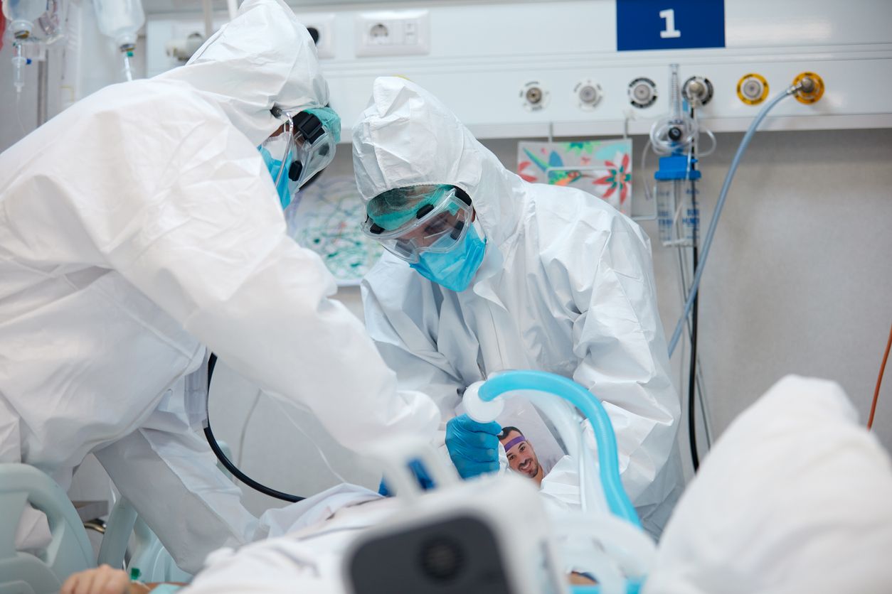 Die Corona-Lage in den Spitälern spitzt sich zu.